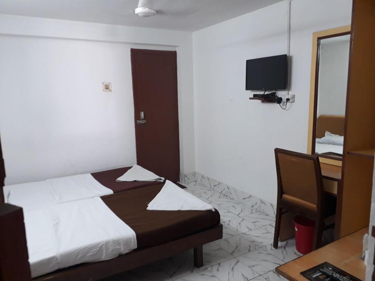 Deep Hotel Lucknow Exterior foto